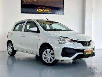 Toyota ETIOS 1.3 Flex 16V 5p Mec.