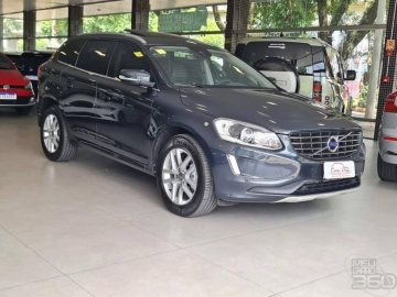 Volvo XC 60 T-5 MOMENTUM 2.0 245cv FWD 5p
