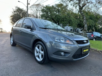 Ford Focus 1.6 S/SE/SE Plus Flex 8V/16V  5p