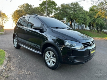 VW - VolksWagen CROSSFOX 1.6 Mi Total Flex 8V 5p